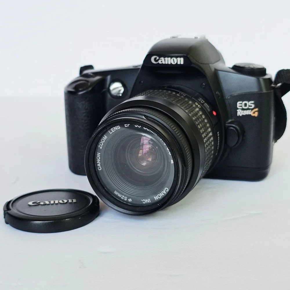 Vtg Y2K Canon EOS Rebel G 35mm SLR Film Camera Bundle w/ 3 Lenses & Bag Retro